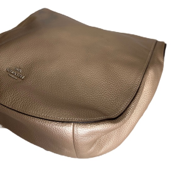 Like new Coach Elle Hobo Metallic Nude Silvertone F38051 Leather Crossbody - Picture 7 of 13